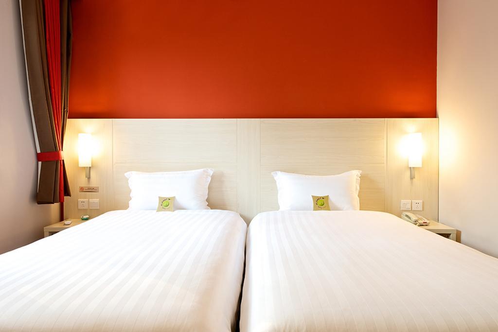 Ibis Ningbo Qianhu Plaza Hotel Exteriér fotografie