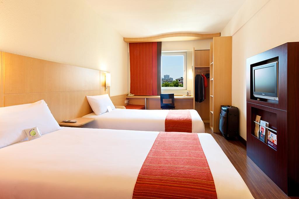 Ibis Ningbo Qianhu Plaza Hotel Exteriér fotografie