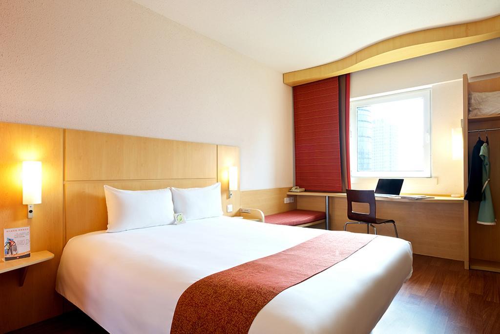 Ibis Ningbo Qianhu Plaza Hotel Exteriér fotografie