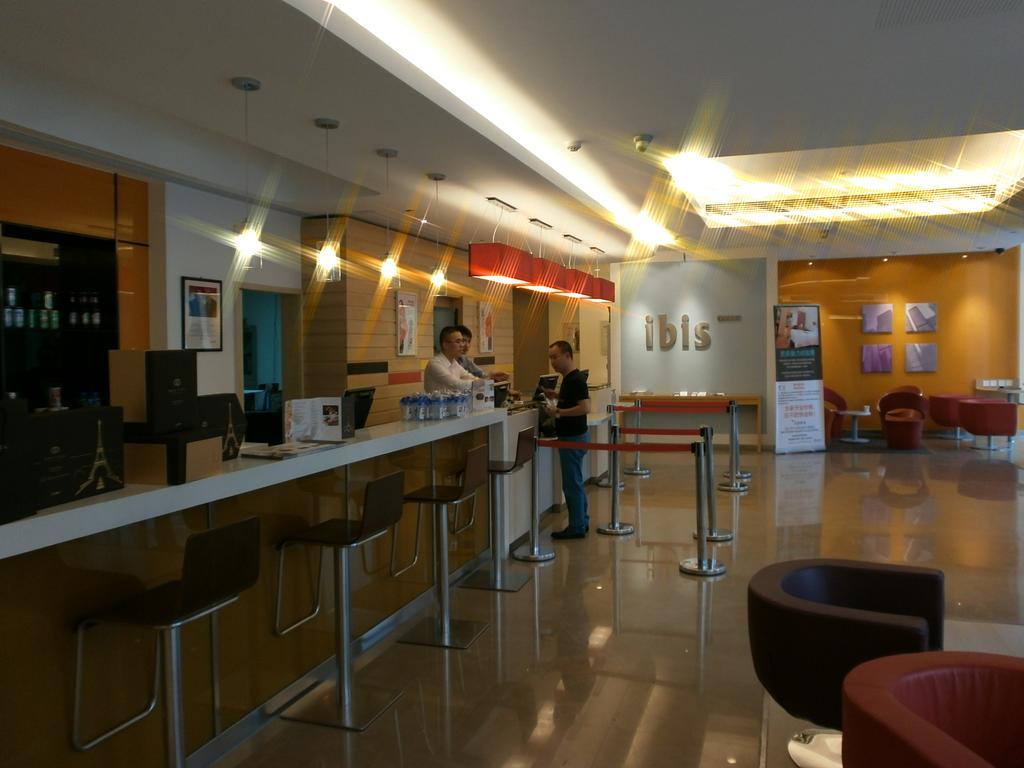 Ibis Ningbo Qianhu Plaza Hotel Exteriér fotografie