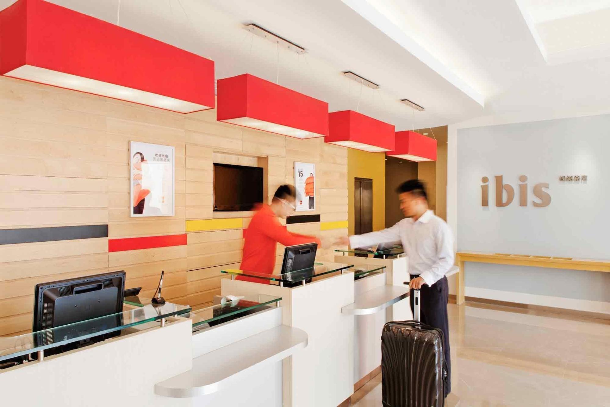 Ibis Ningbo Qianhu Plaza Hotel Exteriér fotografie