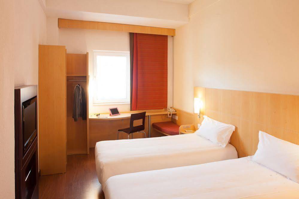 Ibis Ningbo Qianhu Plaza Hotel Exteriér fotografie